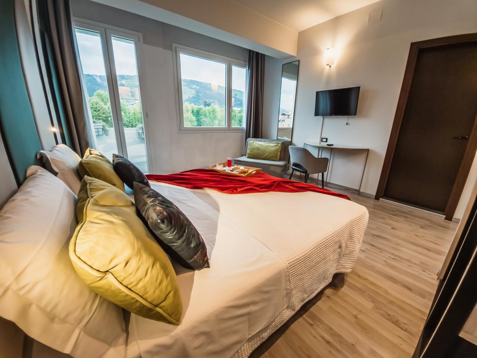 Art Hotel Milano Прато Экстерьер фото