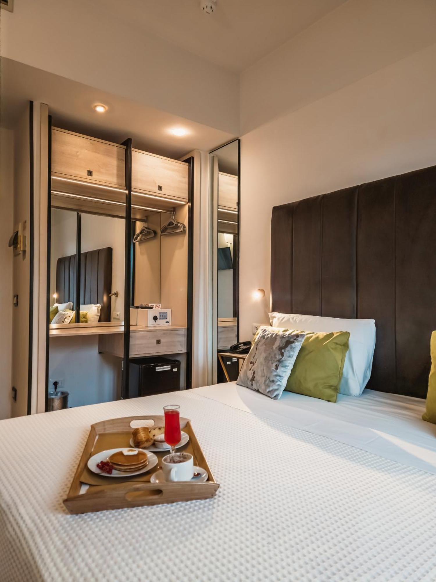 Art Hotel Milano Прато Экстерьер фото